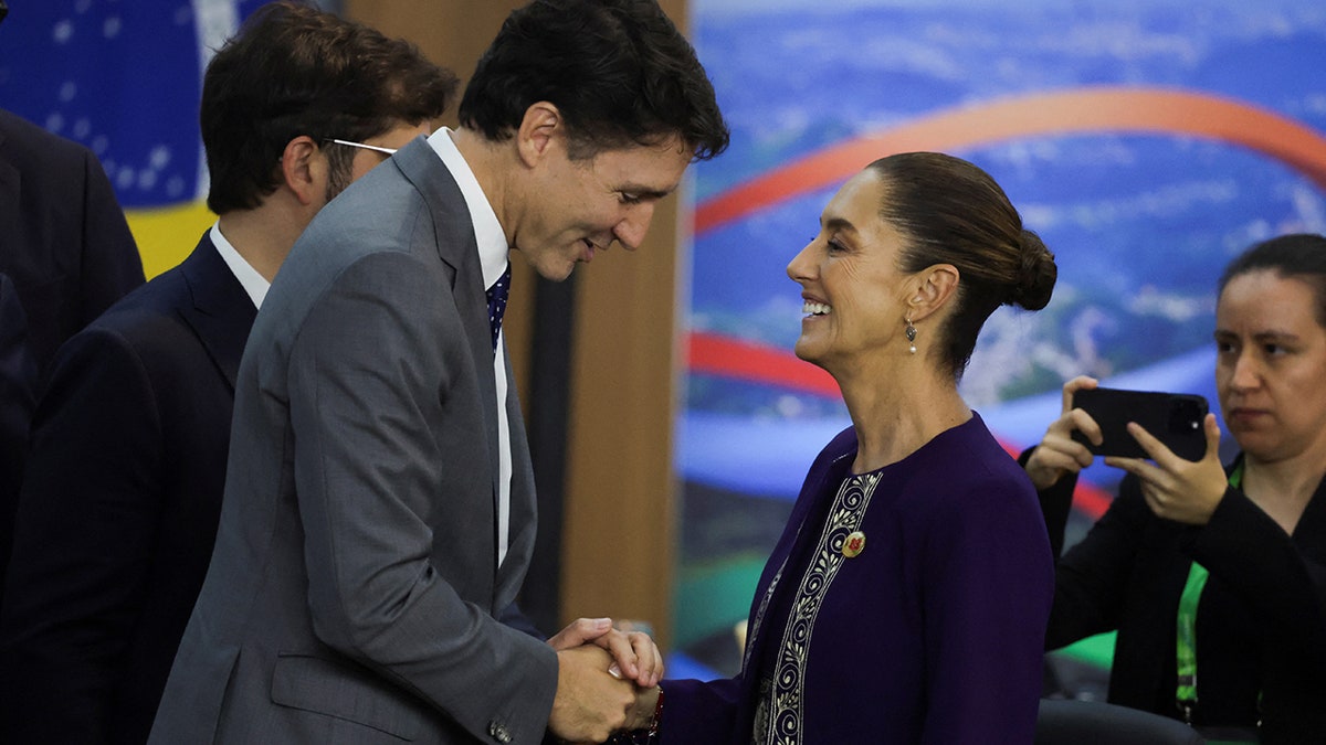 Justin Trudeau and Claudia Sheinbaum 