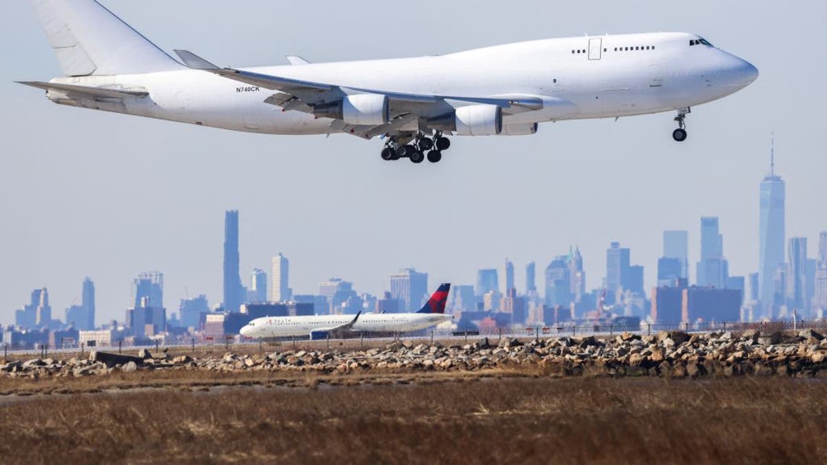 JFK AIRPORT