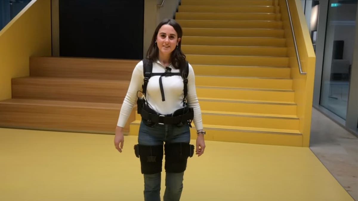 Robotic shorts give your legs a boost to walk farther and tire less